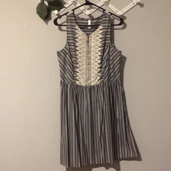 Xhilaration Stripped Dress - Picture 1 of 5